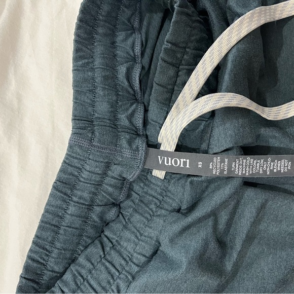 Vuori Women's Jogger Pants - Picture 6 of 9